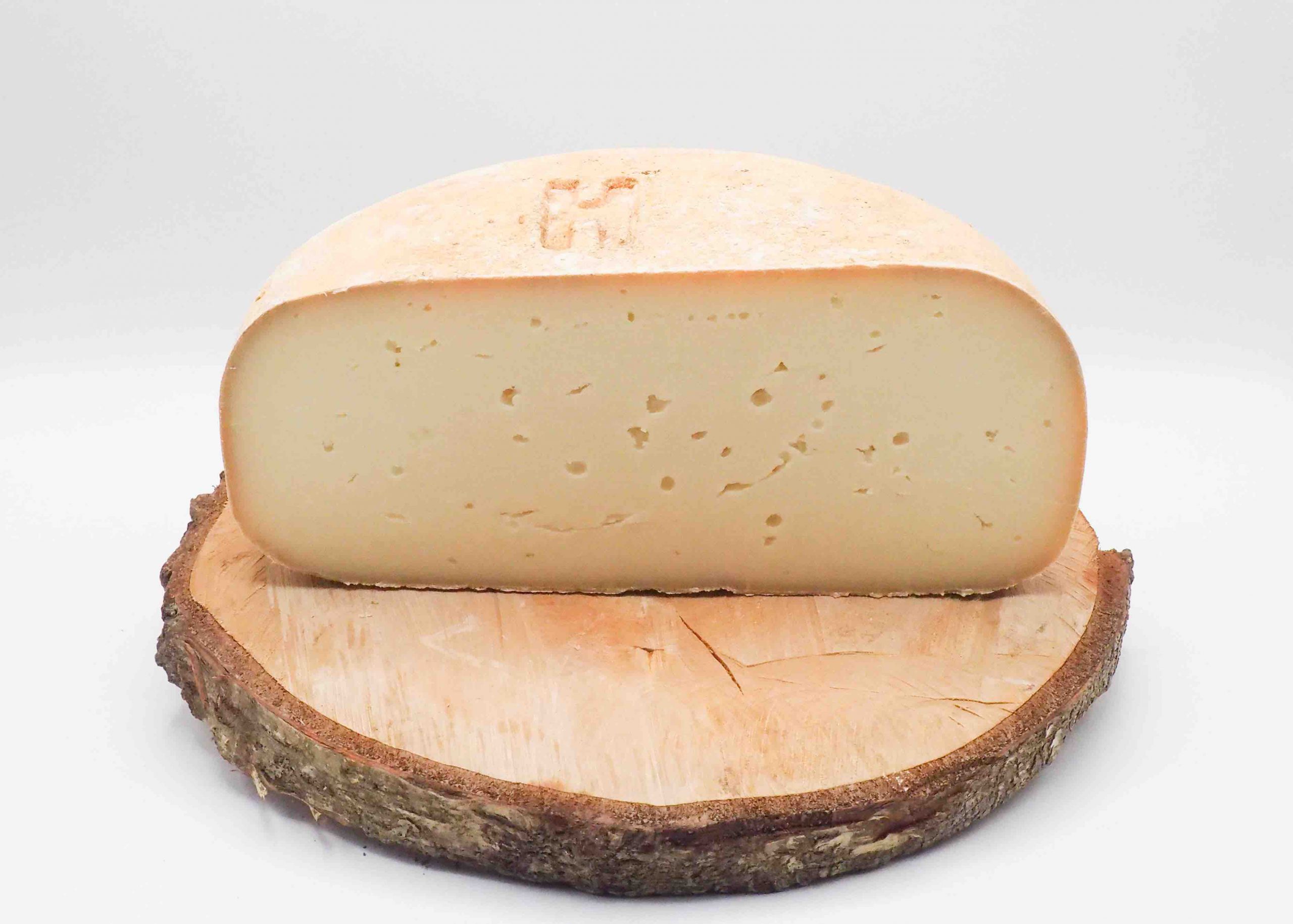 Acheter du fromage de Brebis de qualité en ligne avec notre artisan meilleur ouvrier de France