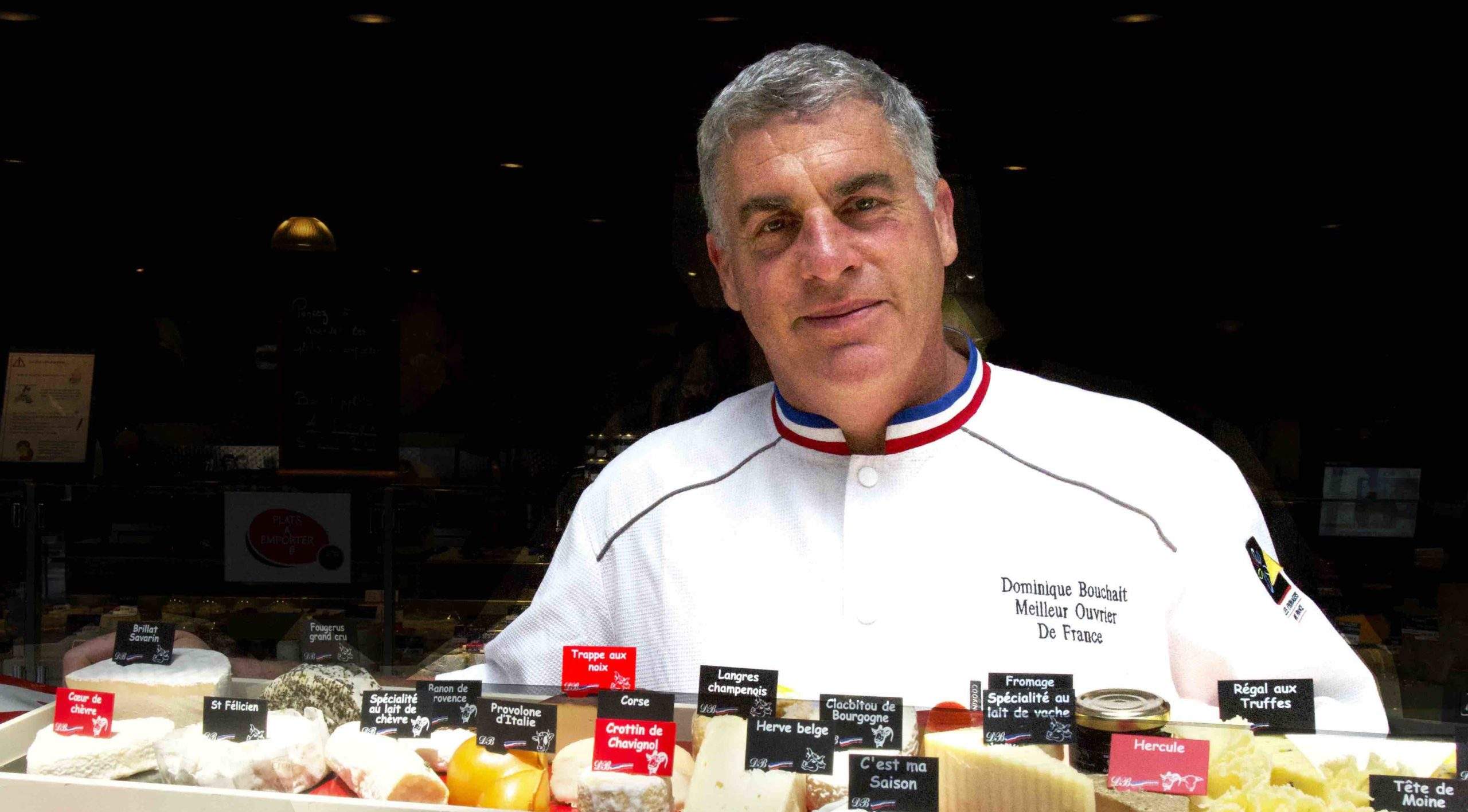 Dominique Bouchait à sa boutique restaurant plateau de Fromage